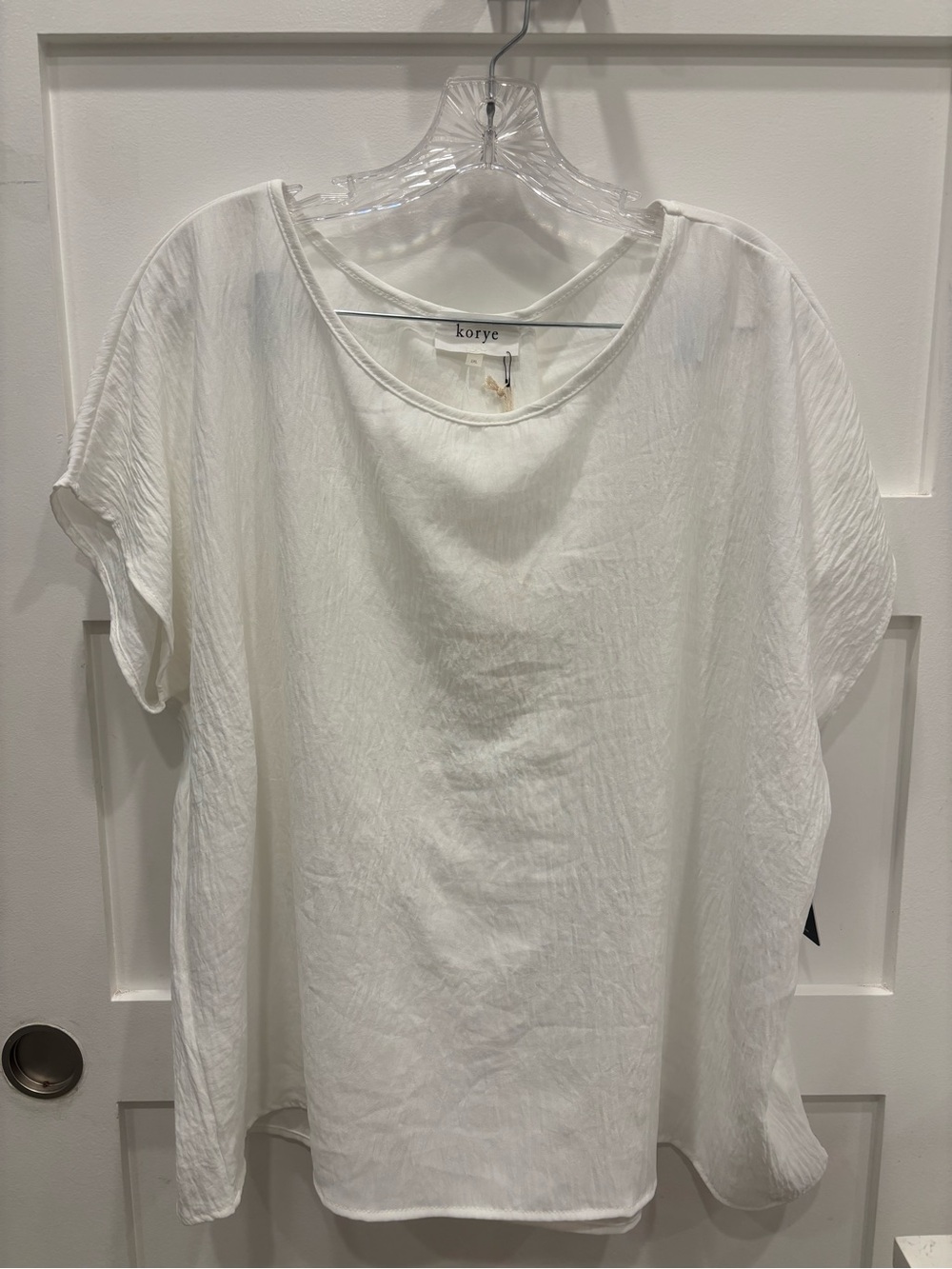 Korye White Short-Sleeve Scoop Neck Gauzy White Flowy Blouse